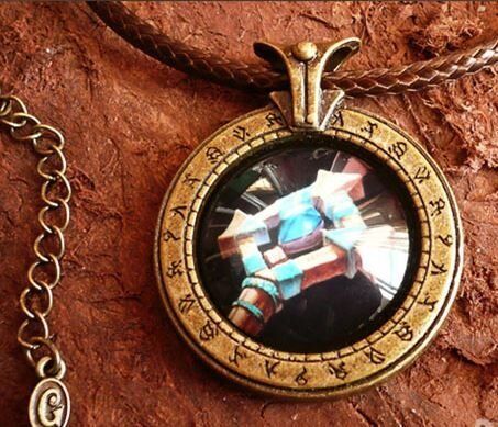 Брелок World of Warcraft клас Пріст Priest (Метал + скло)