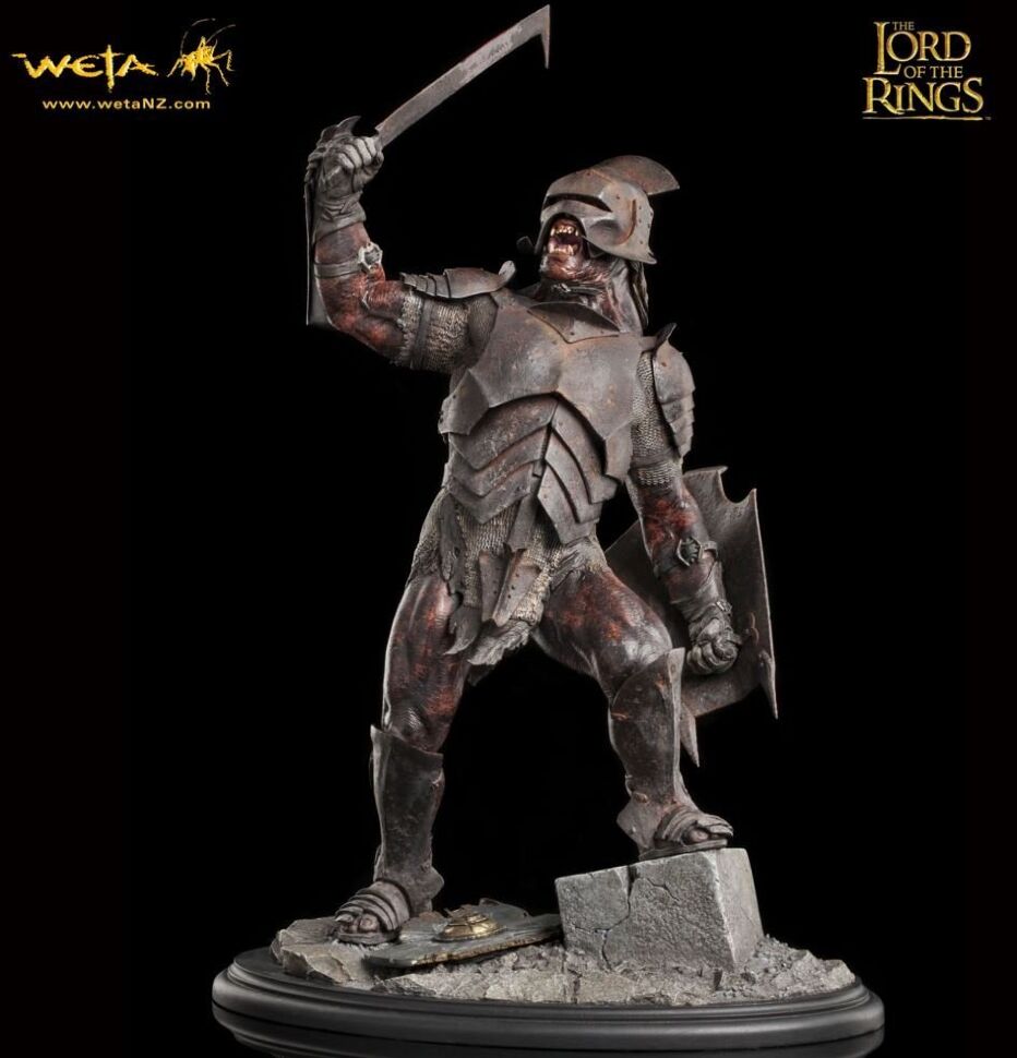 Статуетка The Lord of the Rings - Uruk-hai swordsman Statue (Weta Collectibles)